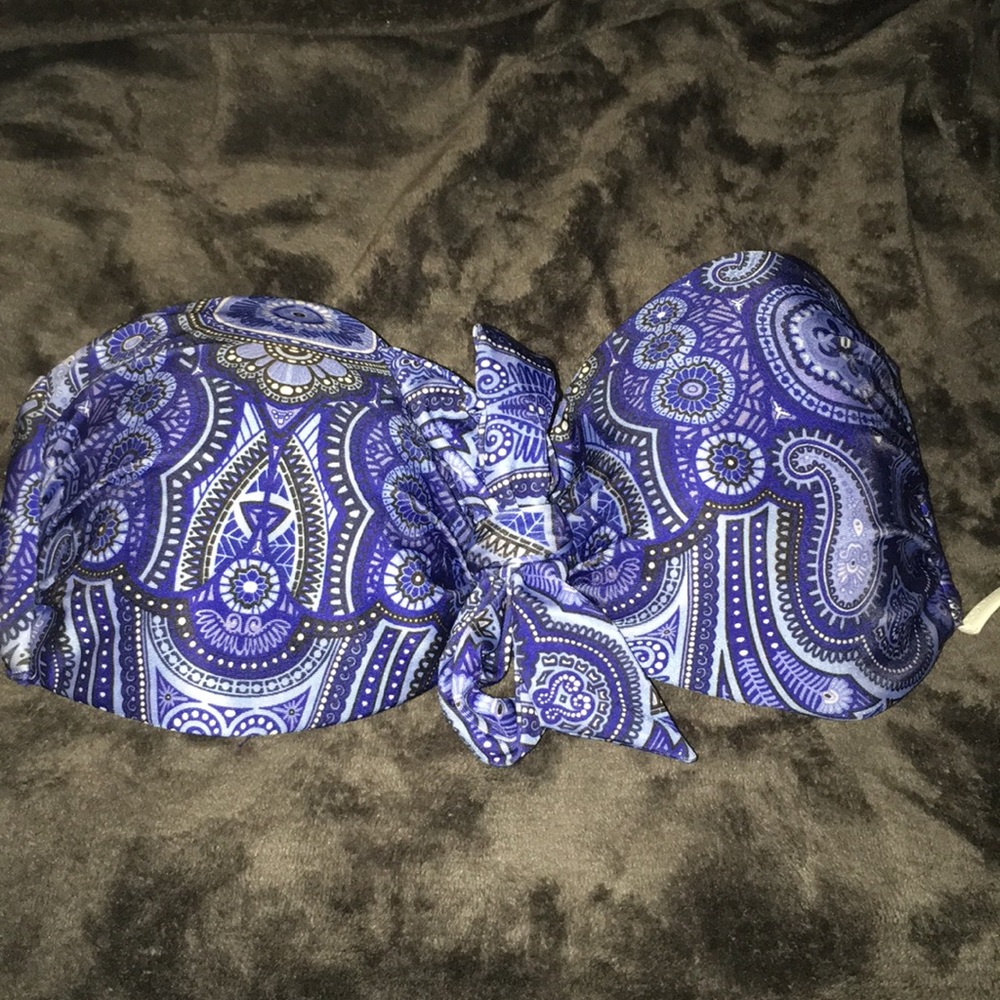 Cute strapless bikini top